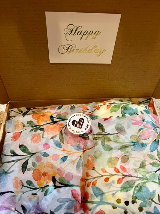 Cosy Floral Gift Hamper 🌸