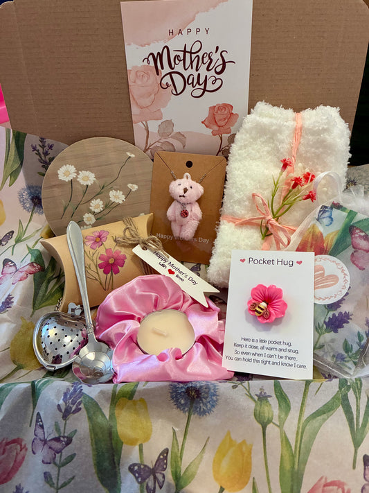 Bear Hug 🧸 Mother’s Day Letterbox Hamper